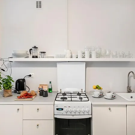 Shortstaypoland Piwna Apartmán *