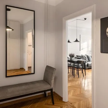 Shortstaypoland Piwna * Varsó